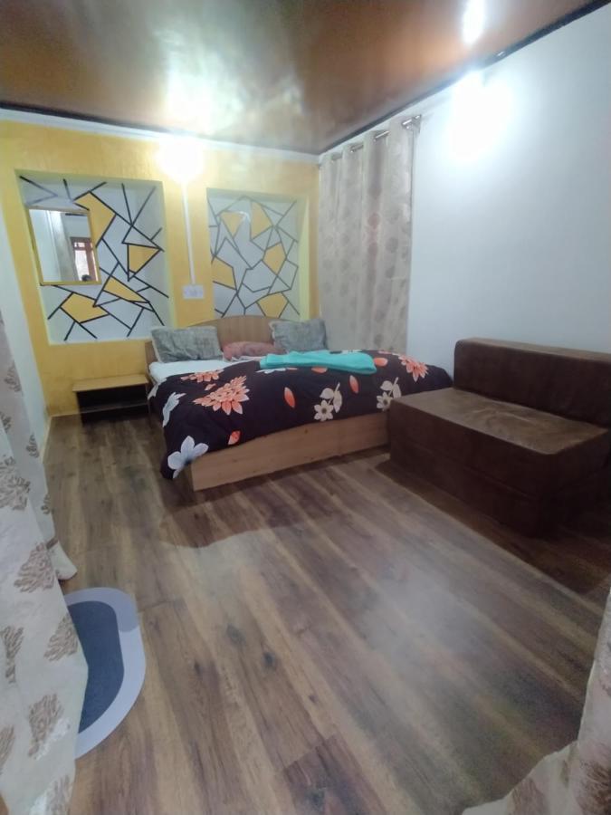 Mir Guest House Пагалґем Екстер'єр фото